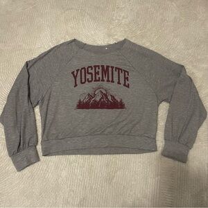 Gray Yosemite Graphic Women's Top